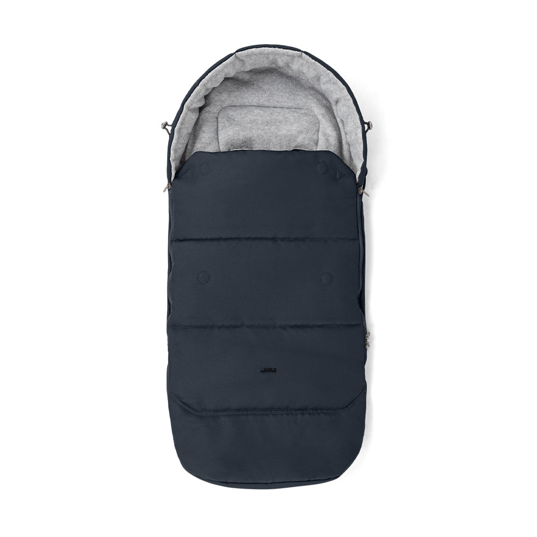 Universal footmuff outlet