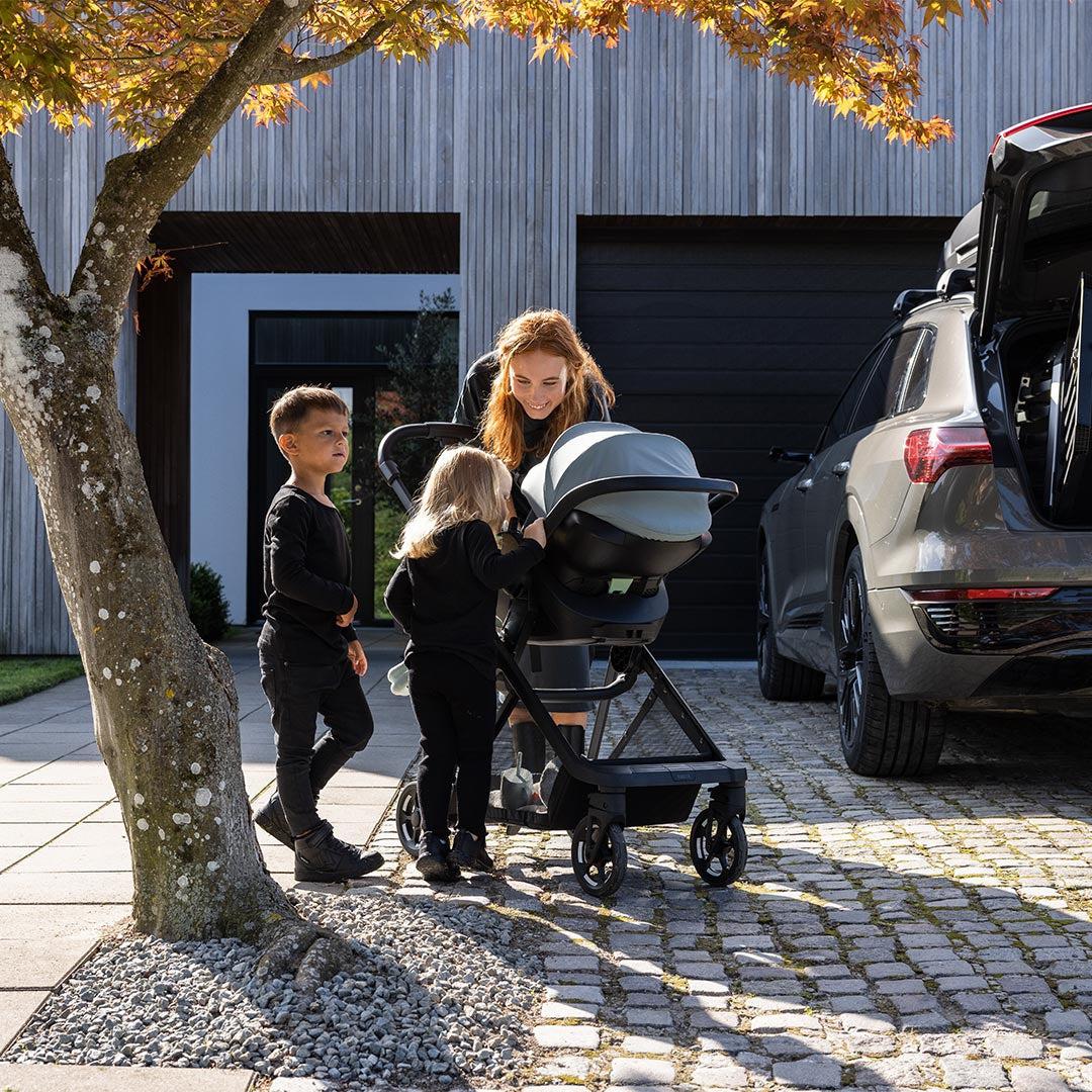 Introducing Thule Car Seats: Meet the Maple | Natural Baby Shower