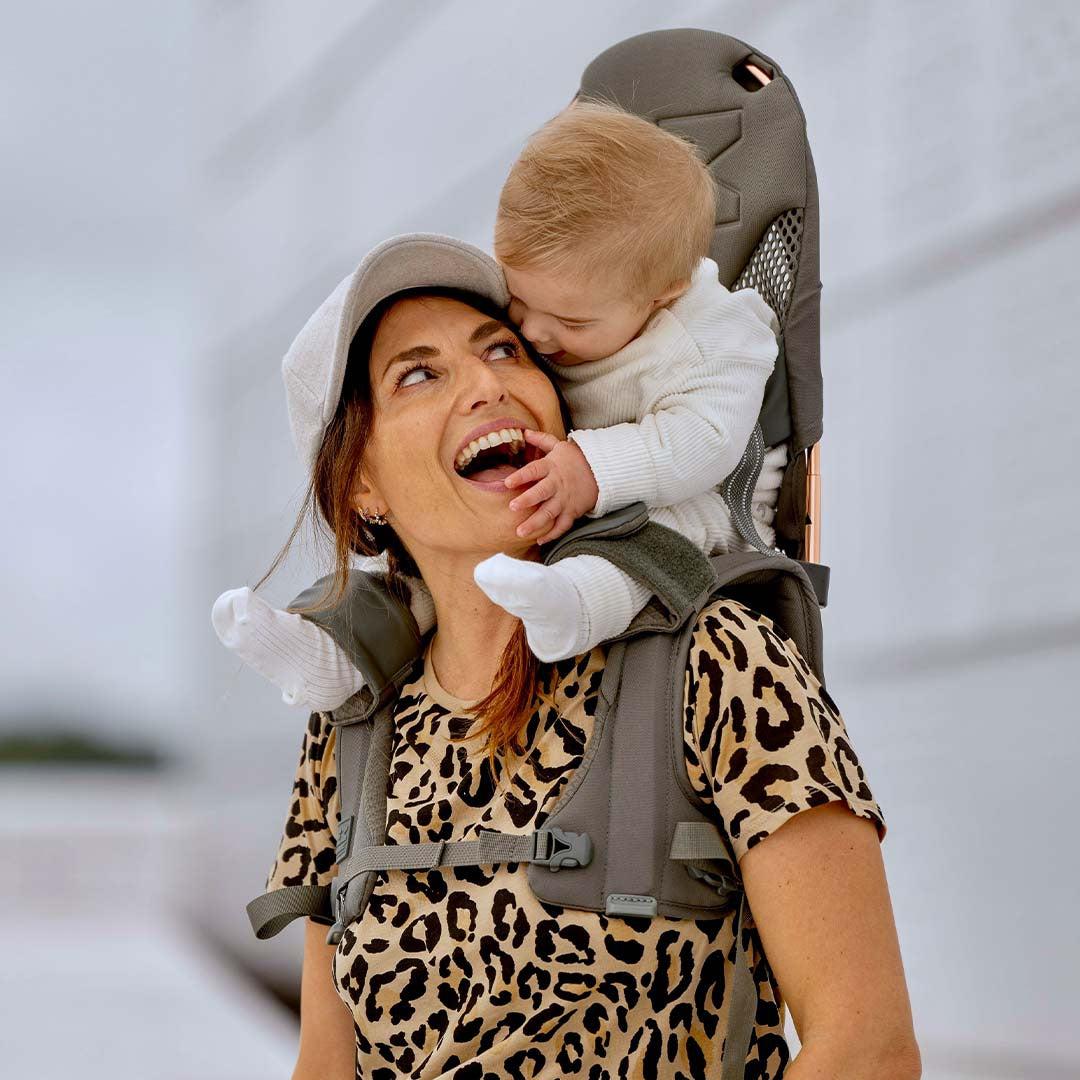 A Beginner's Guide to Baby Carriers | Natural Baby Shower