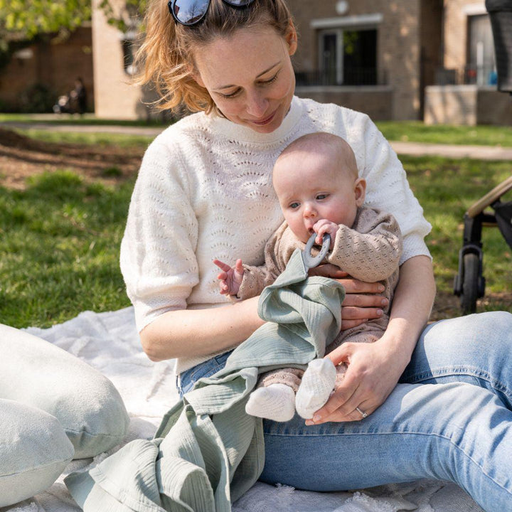 Doomoo Mom N Play Breastfeeding Cape - Green-Nursing Covers-Green- | Natural Baby Shower