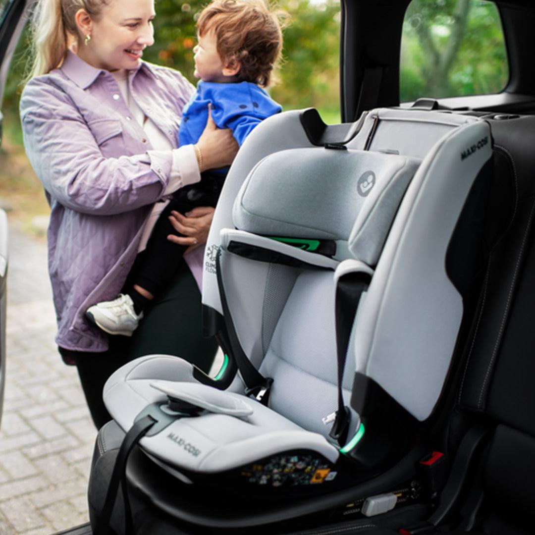 Maxi cosi hotsell titan rear facing