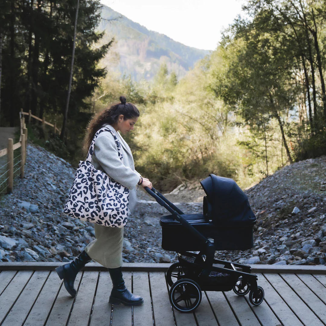 Studio Noos Puffy Mom Bag - Holy Cow