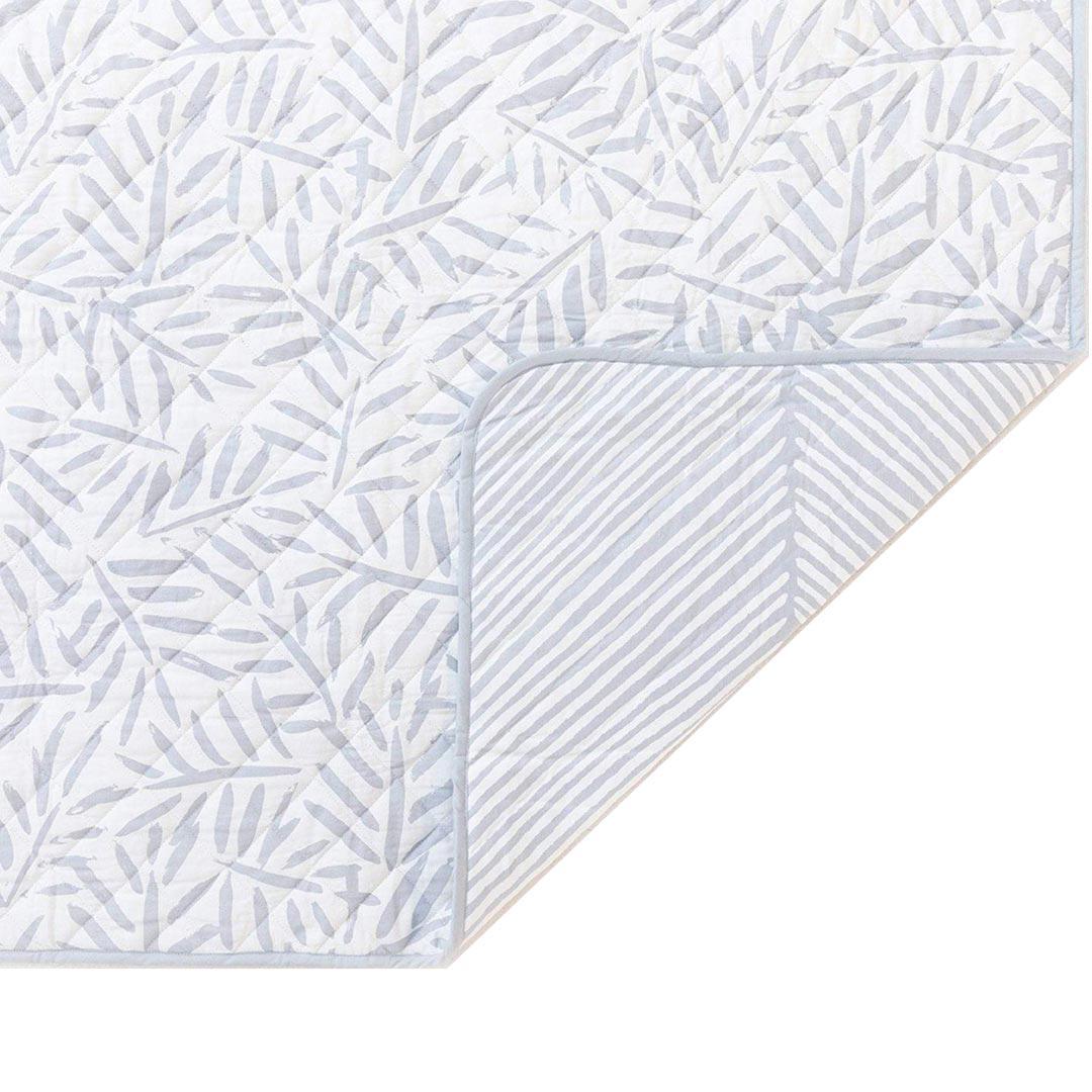 https://www.naturalbabyshower.co.uk/cdn/shop/products/toddlekind-ocean-organic-travel-mat-stone-3_1800x1800.jpg?v=1699416333